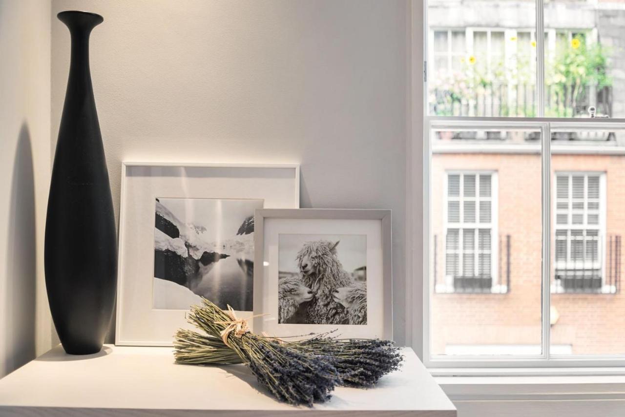 Вілла Prime Knightsbridge Mews - 4 Bed House Лондон Екстер'єр фото