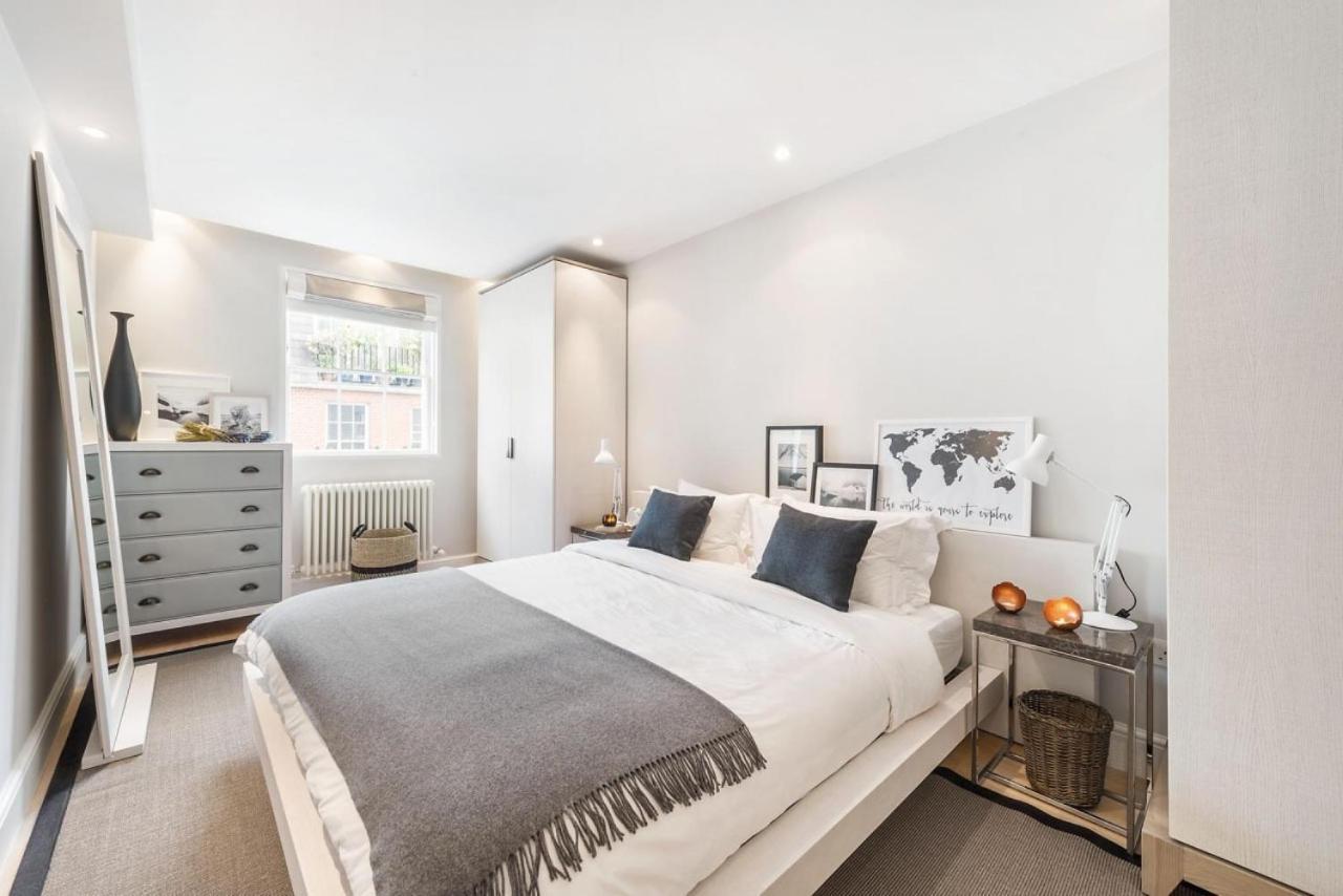 Вілла Prime Knightsbridge Mews - 4 Bed House Лондон Екстер'єр фото
